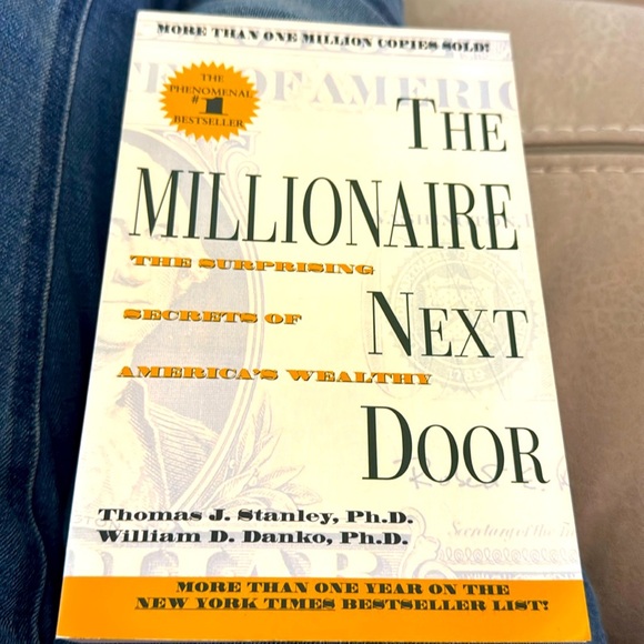 The Millionaire Next Door - Wealthy American’s Secrets-Book EUC Thomas Stanley - Picture 1 of 3